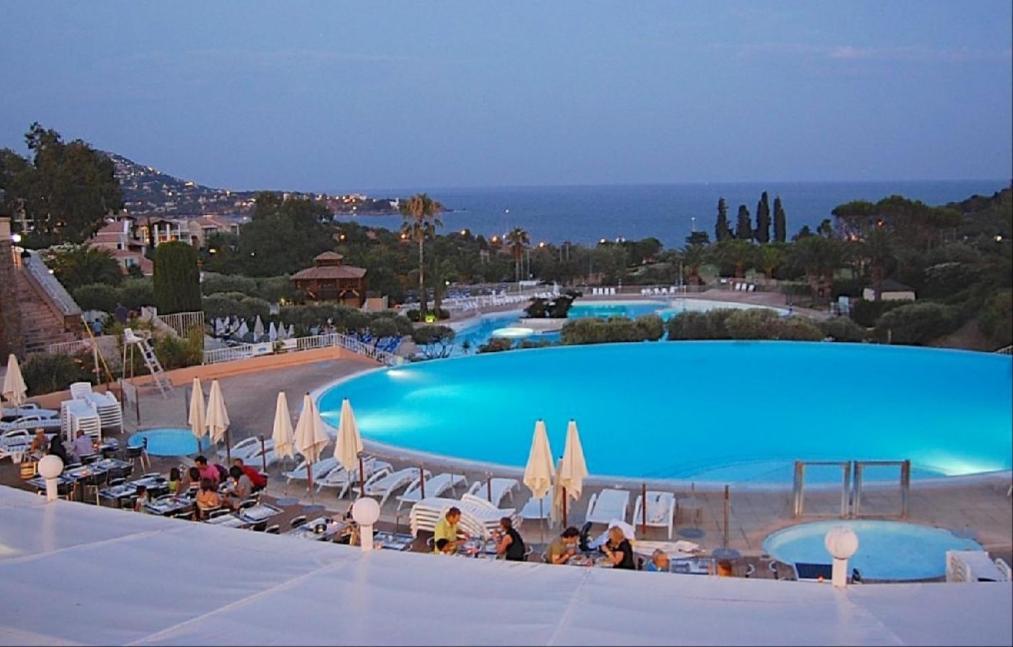 Magic Mer Saint-Raphael  Luaran gambar
