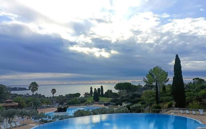 Magic Mer Saint-Raphael  Luaran gambar