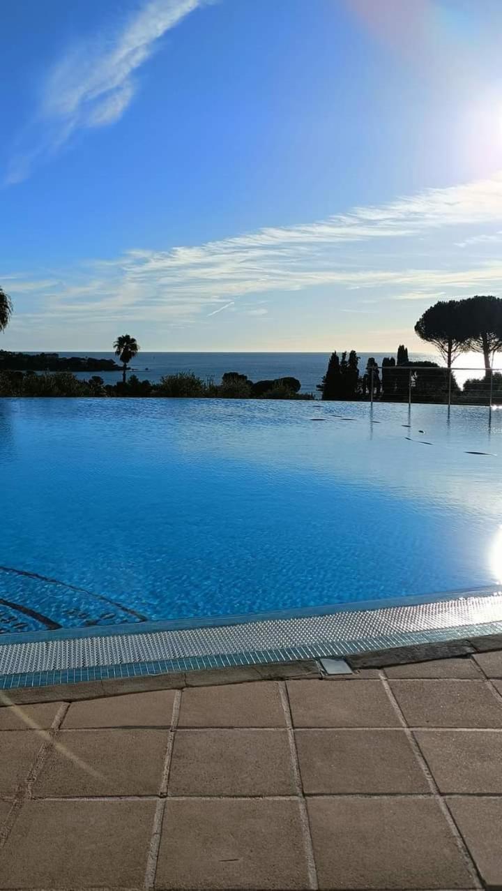 Magic Mer Saint-Raphael  Luaran gambar