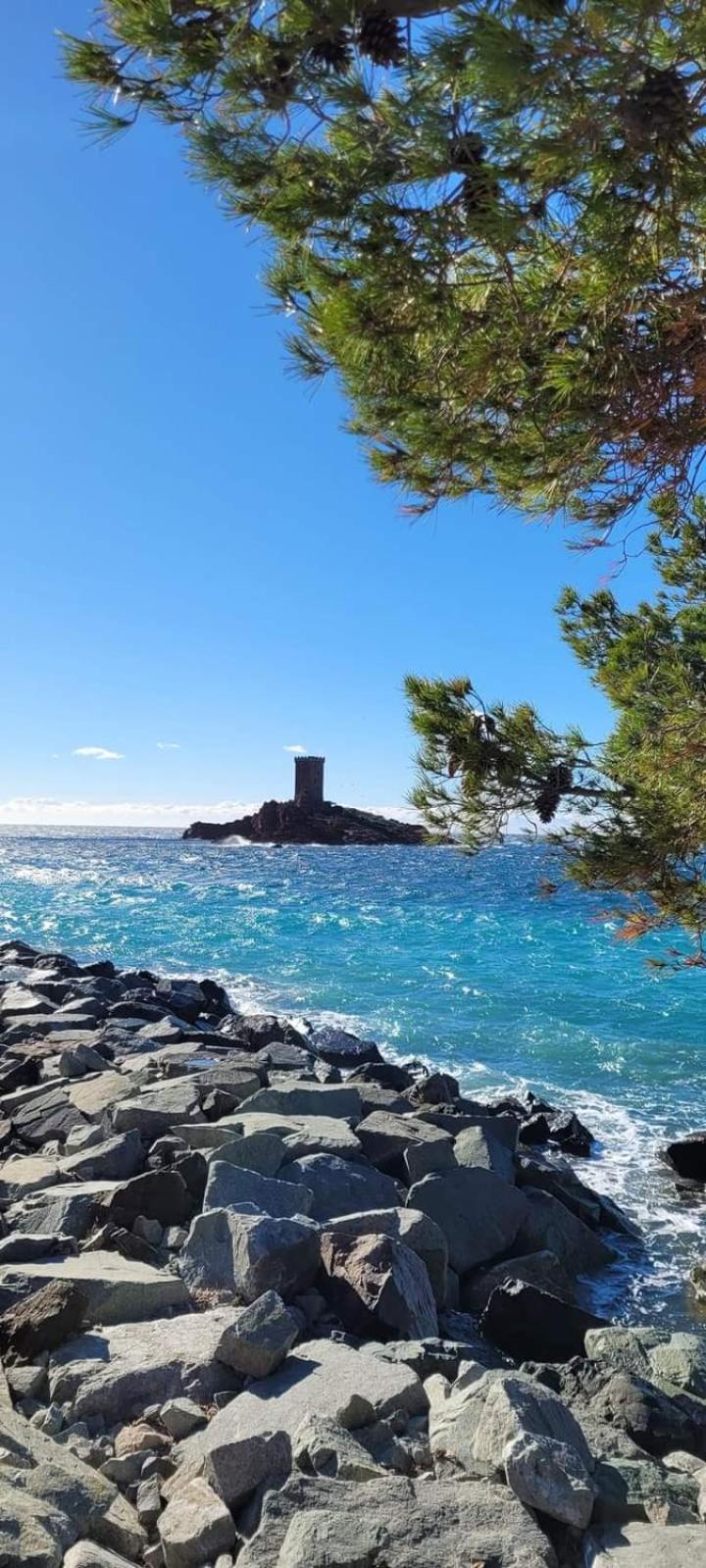 Magic Mer Saint-Raphael  Luaran gambar